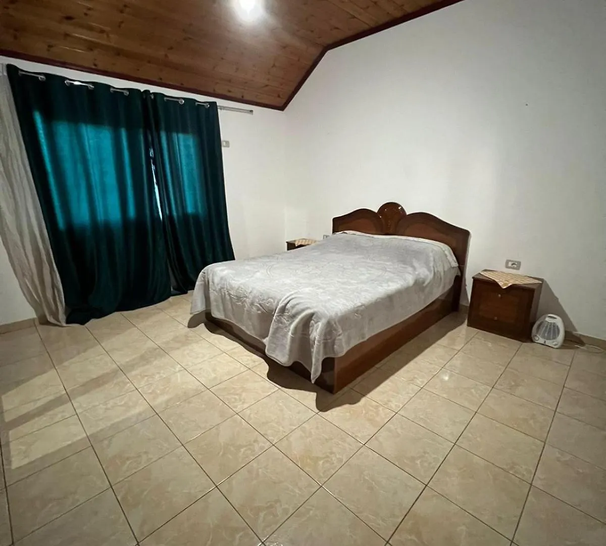 Karaj Apartments 地拉那 0*,  阿尔巴尼亚
