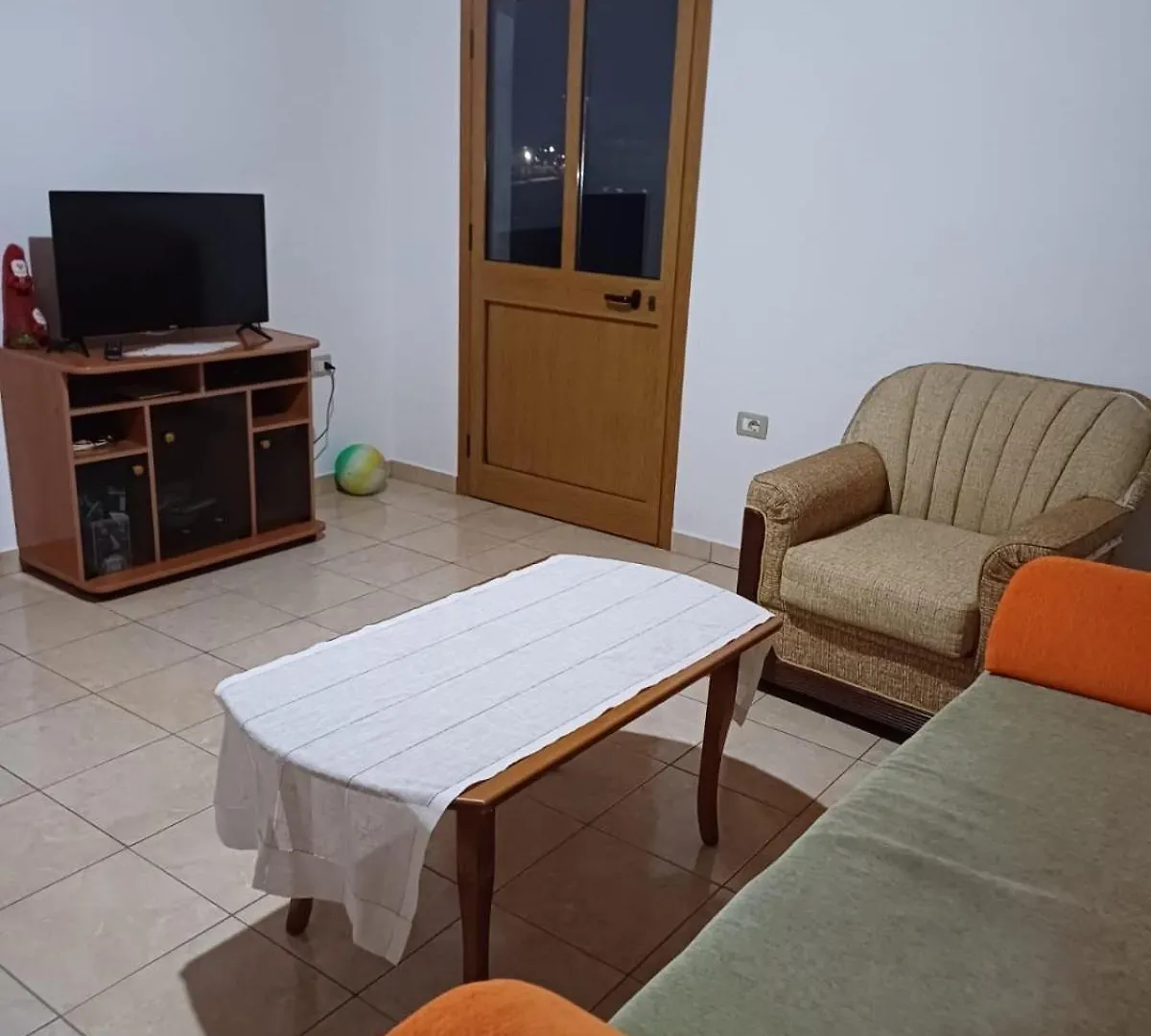 Karaj Apartments 地拉那